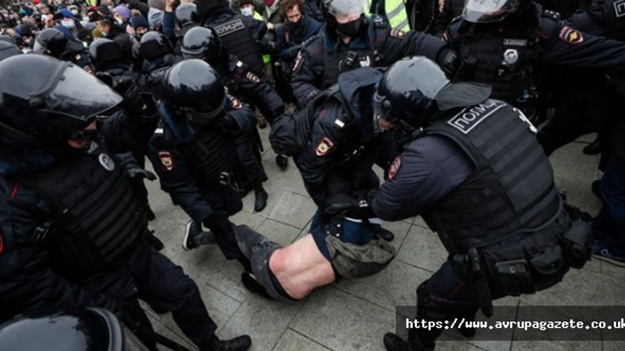 Rusya'daki göstericilere yönelik müdahaleye ABD yönetiminden kınama