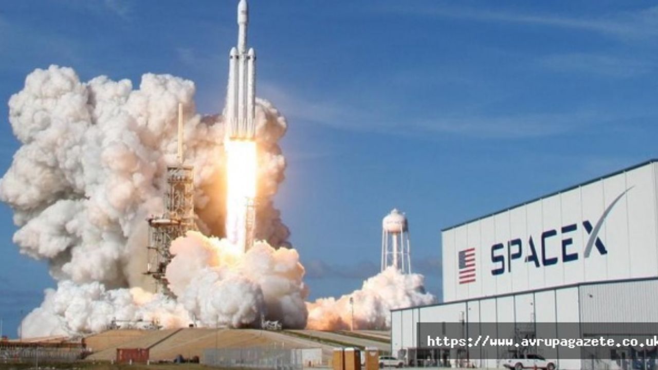 ABD'li roket, uydu ve uzay mekiği üreticisi SpaceX'e ait roketin parçası düştü