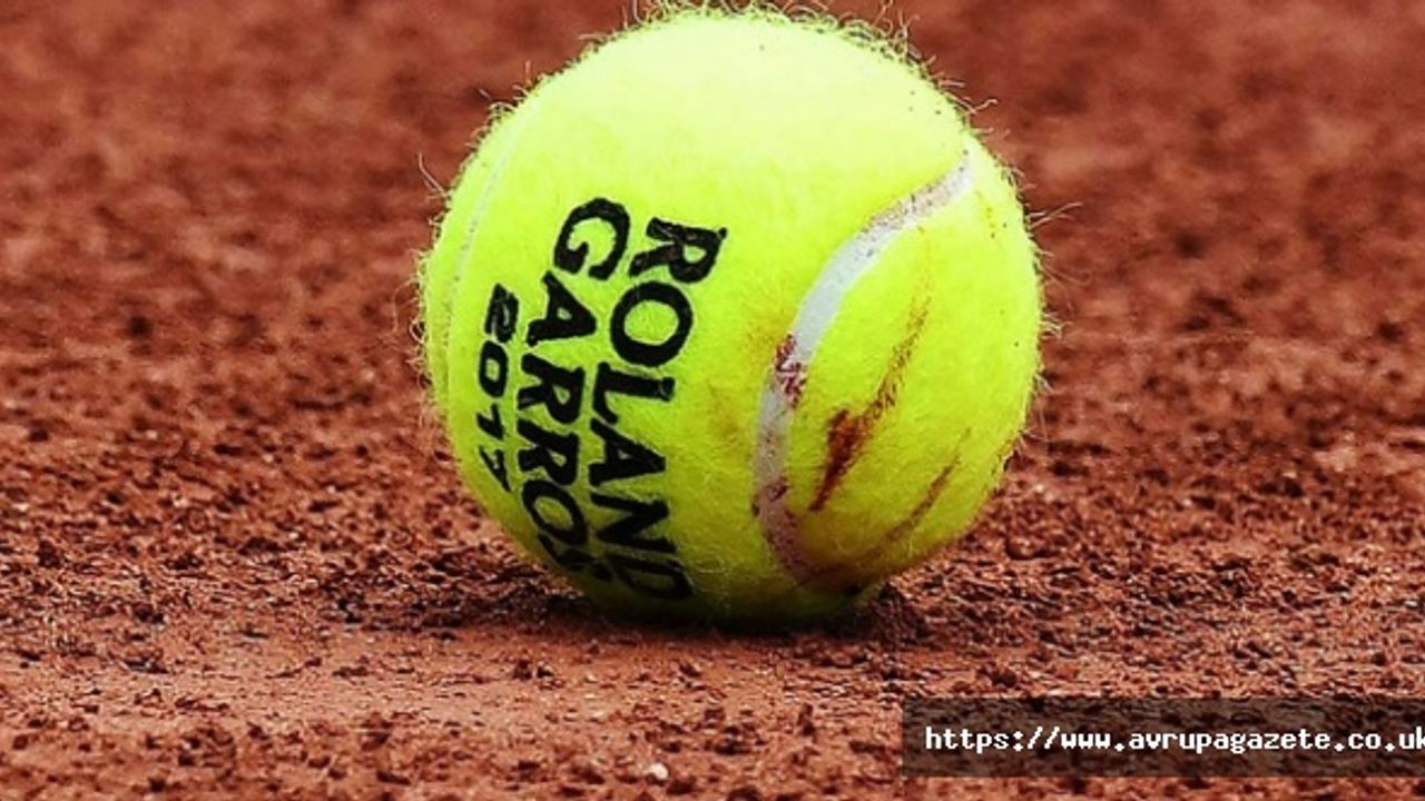 Fransa Açık Tenis Turnuvası ertelendi mi ? Roland Garros son durum