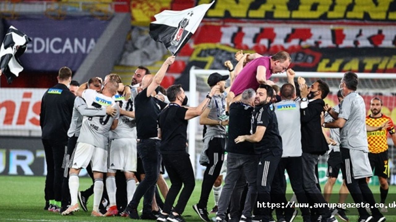 Beşiktaş, Sergen Yalçın yönetiminde 3 sezon sonra şampiyon oldu