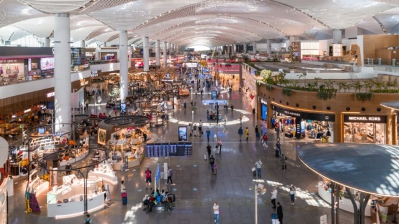 İstanbul Havalimanı 3 günde 100 binin üzerinde yolcu kayıtlara geçti