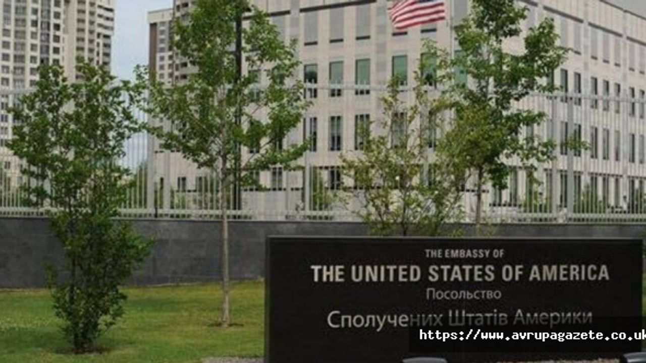 ABD Dışişleri Bakanlığı Kiev büyükelçiliğindeki personelinin ailelerine Ukrayna'dan ayrılması talimatı verdi