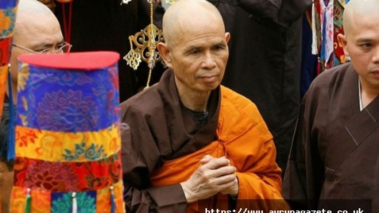Ünlü Zen ustalarından Budist rahip Thich Nhat Hanh, 95 yaşında hayatını kaybetti