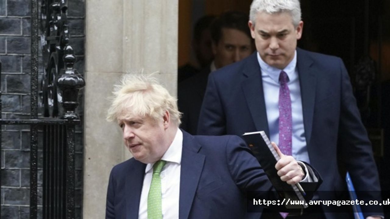 İngiltere Başbakanı Boris Johnson ile Letonya Başbakanı Krisjanis Karins, Ukrayna'daki gelişmeleri konuştu
