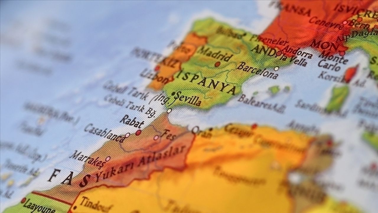 İspanya'nın Fas ile ilişkilerini düzeltme çabasına büyük eleştiri