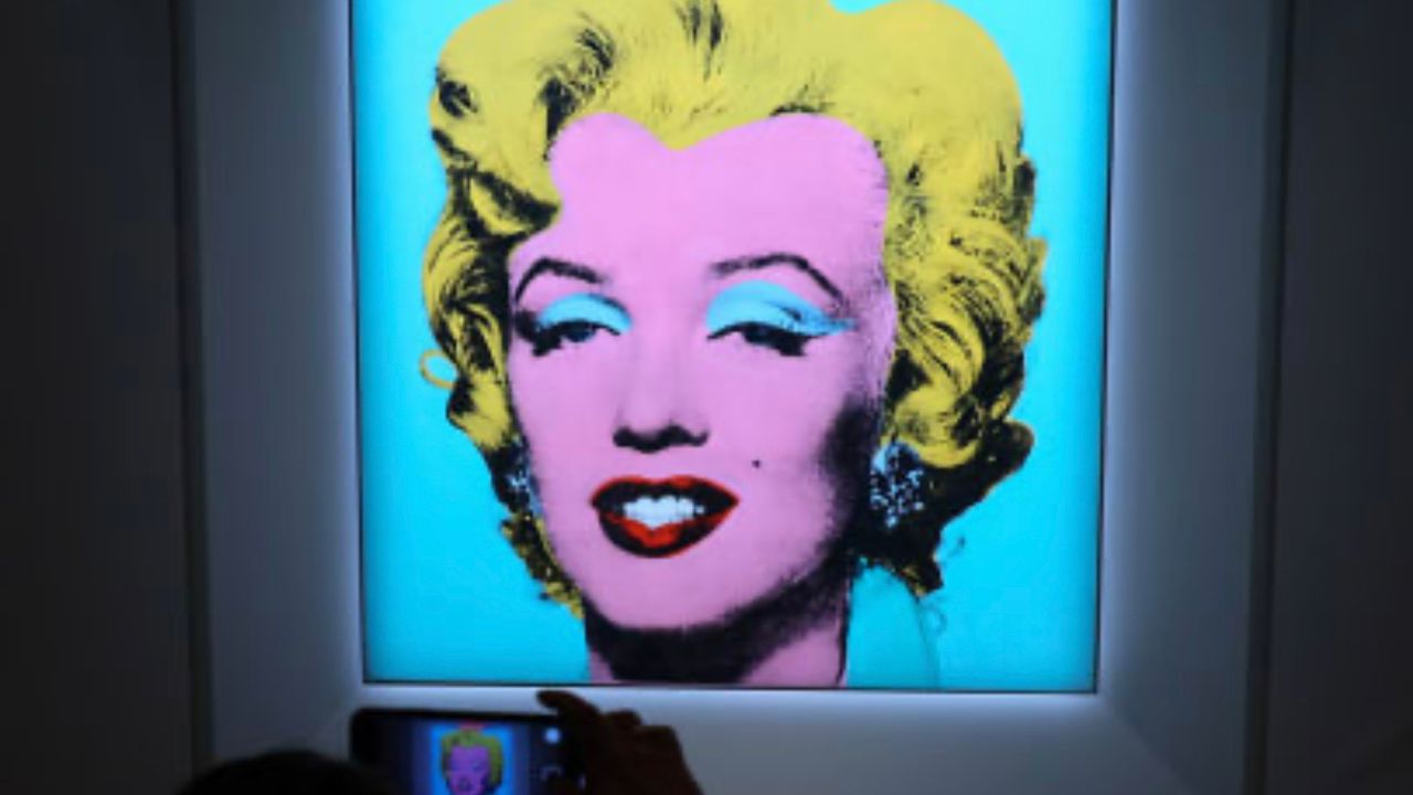 Marilyn Monroe portresi rekor fiyata satıldı
