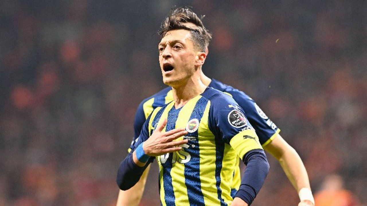 Mesut Özil'den Fenerbahçe'ye şok