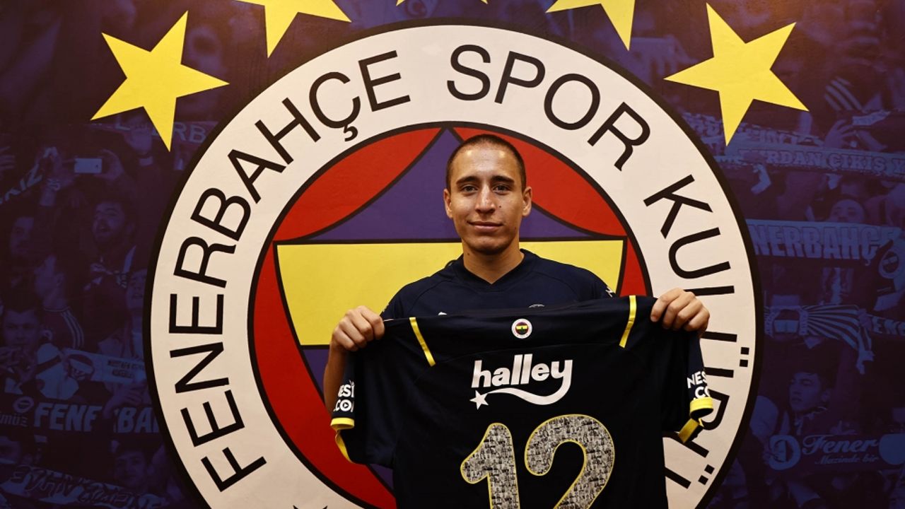 Fenerbahçe'den taraftar fotoğraflarını futbolcu formalarıyla buluşturacak proje