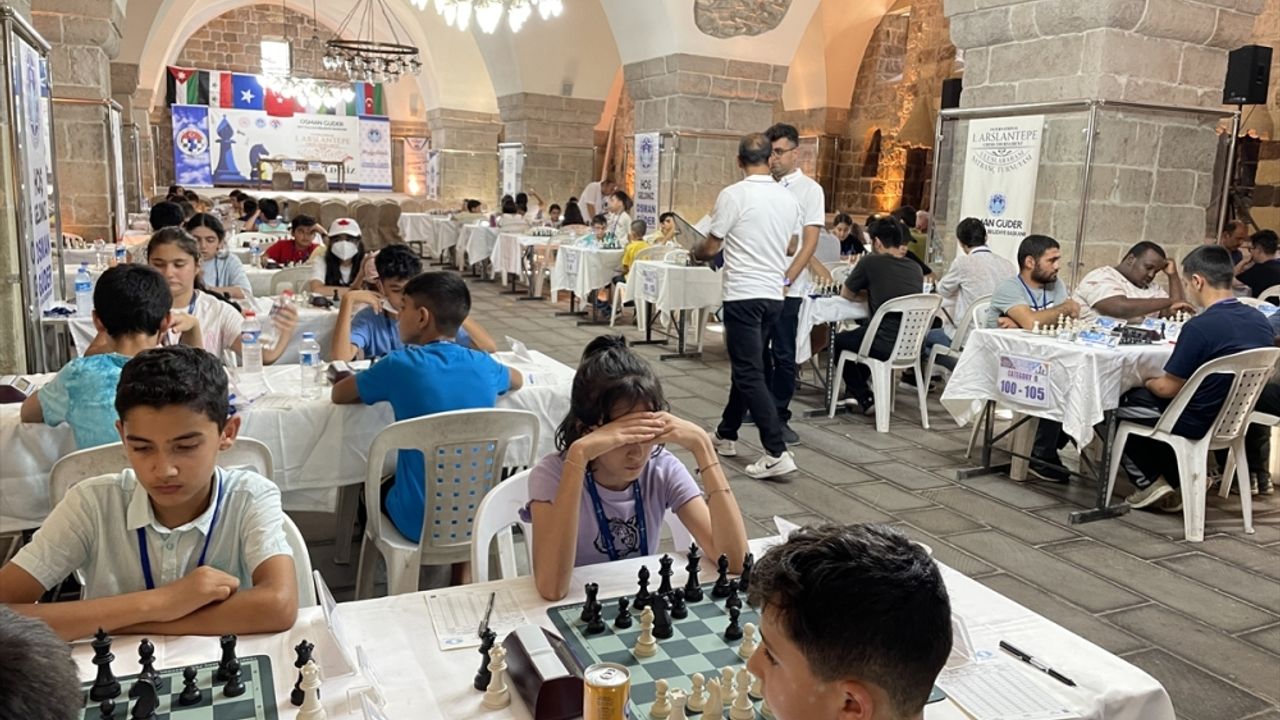 Malatya'da 1. Uluslararası Arslantepe Satranç Turnuvası düzenlendi