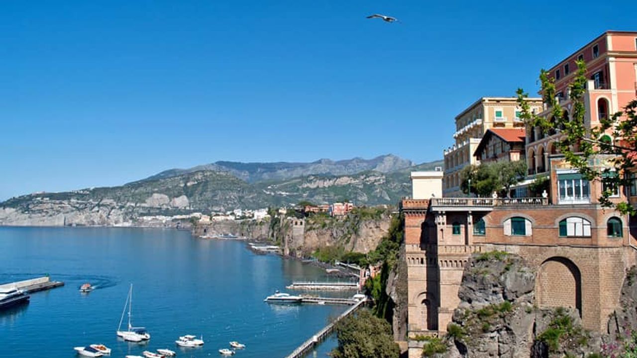 İtalya'daki küresel turizm zirvesi