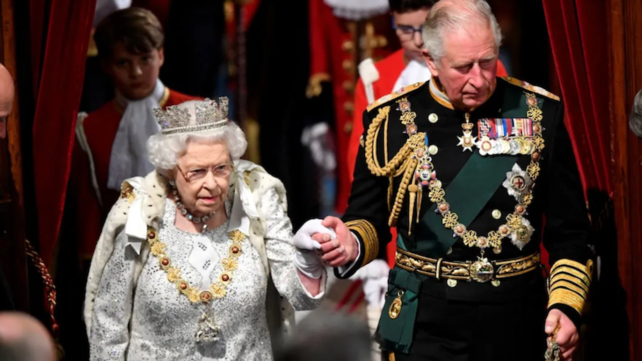 Elizabeth'in ölümü ve sömürge dönemi tartışmaları