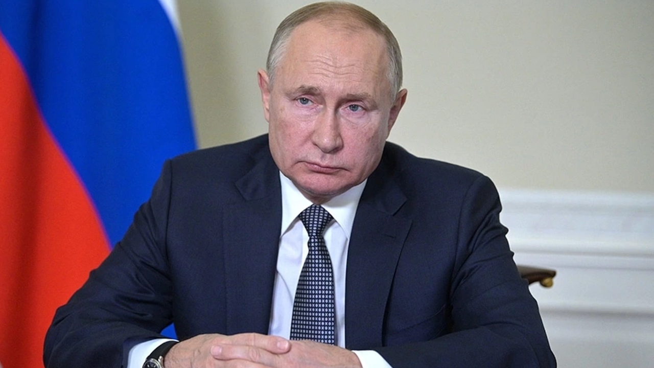 Putin Rusya seçimlerinde aday olacak mı ? Resmi açıklama var