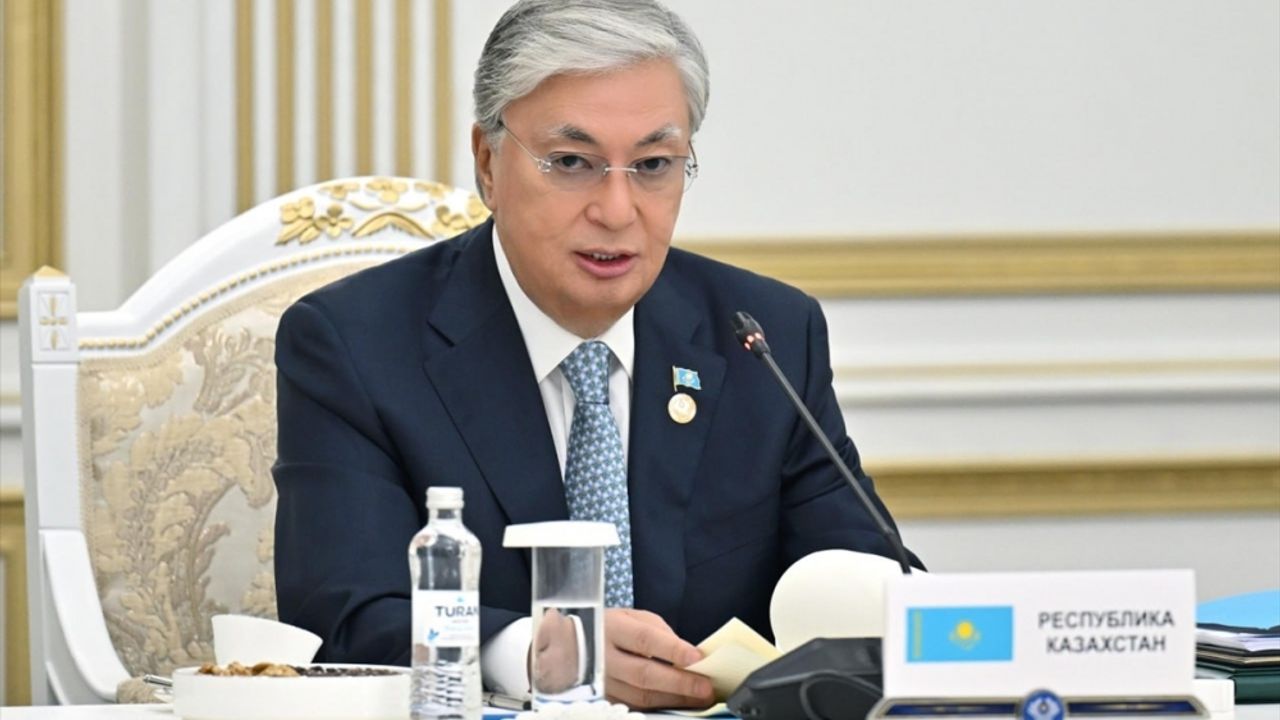 Tokayev: "Kazakçanın devlet dili olarak statüsünü güçlendirme politikası sürecek”
