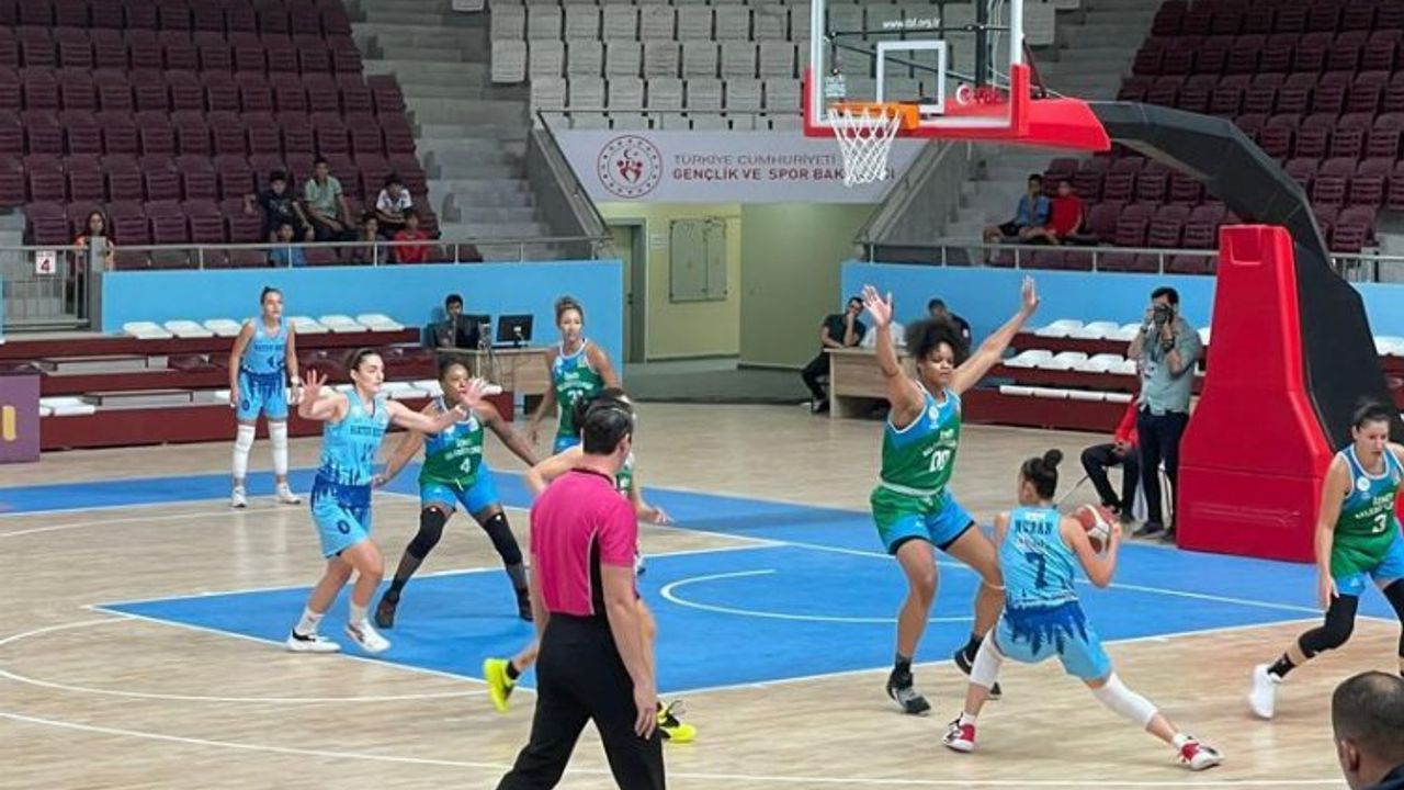 İzmit’in Perileri, Hatay’ı rahat geçti: 104-70