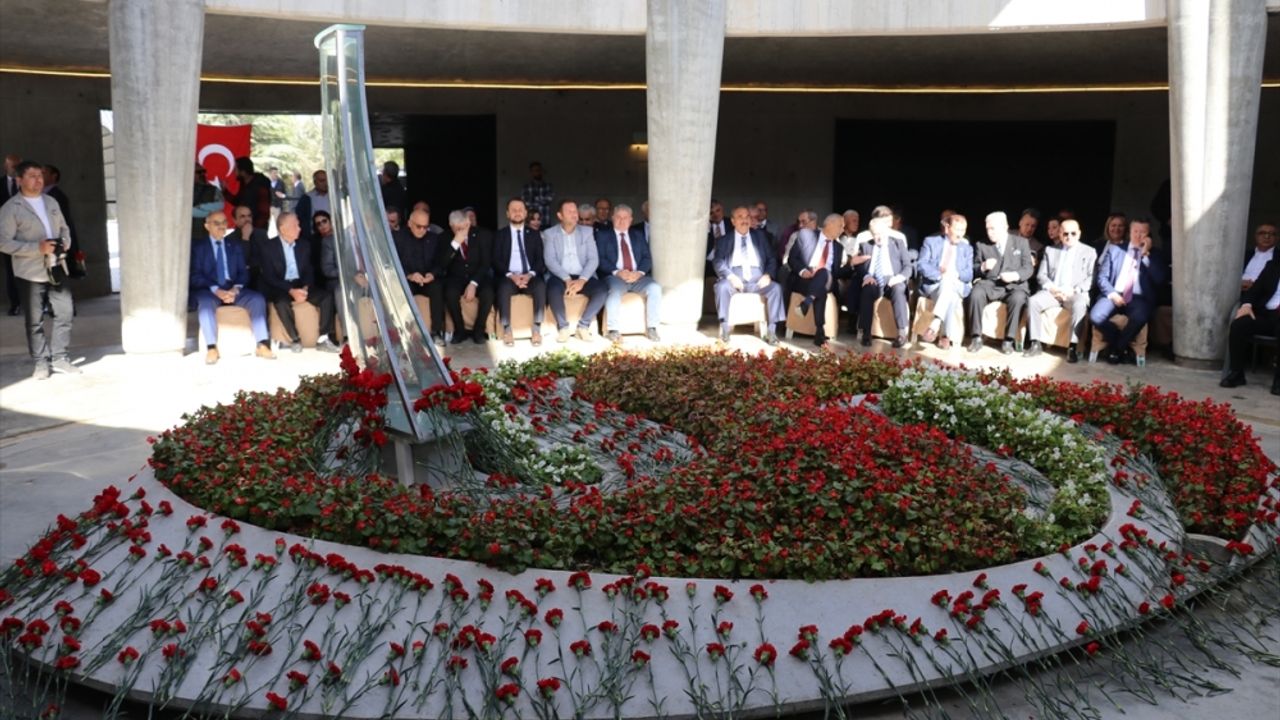 9. Cumhurbaşkanı Süleyman Demirel doğumunun 99. yılında mezarı başında anıldı