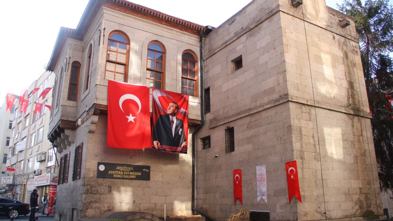 Atatürk'ün Kayseri'ye gelişinin 104. yıl dönümü kutlandı