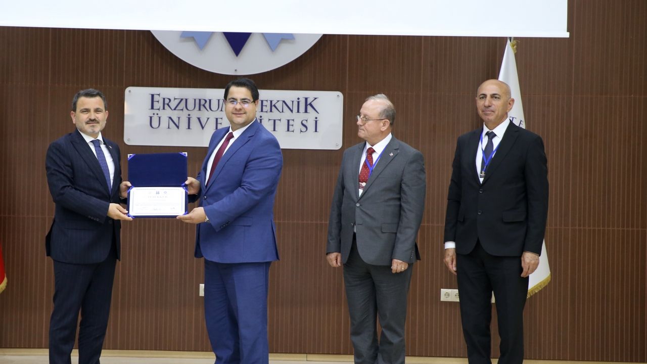 Erzurum'da düzenlenen "Doğu Cephesi Tarihi Alanları Çalıştayı" sona erdi