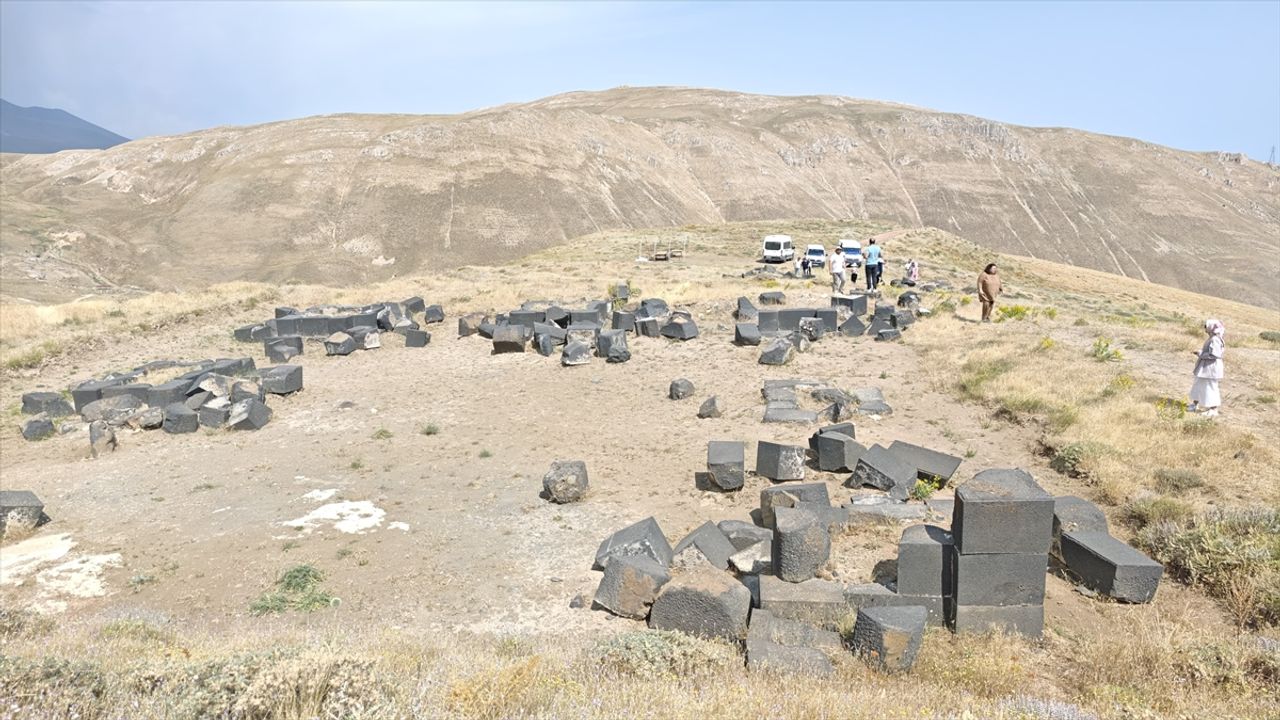 "Medya, Kültür Sanat ve Turizm Buluşmaları" Bitlis'te tarihi yerlerin gezilmesiyle tamamlandı