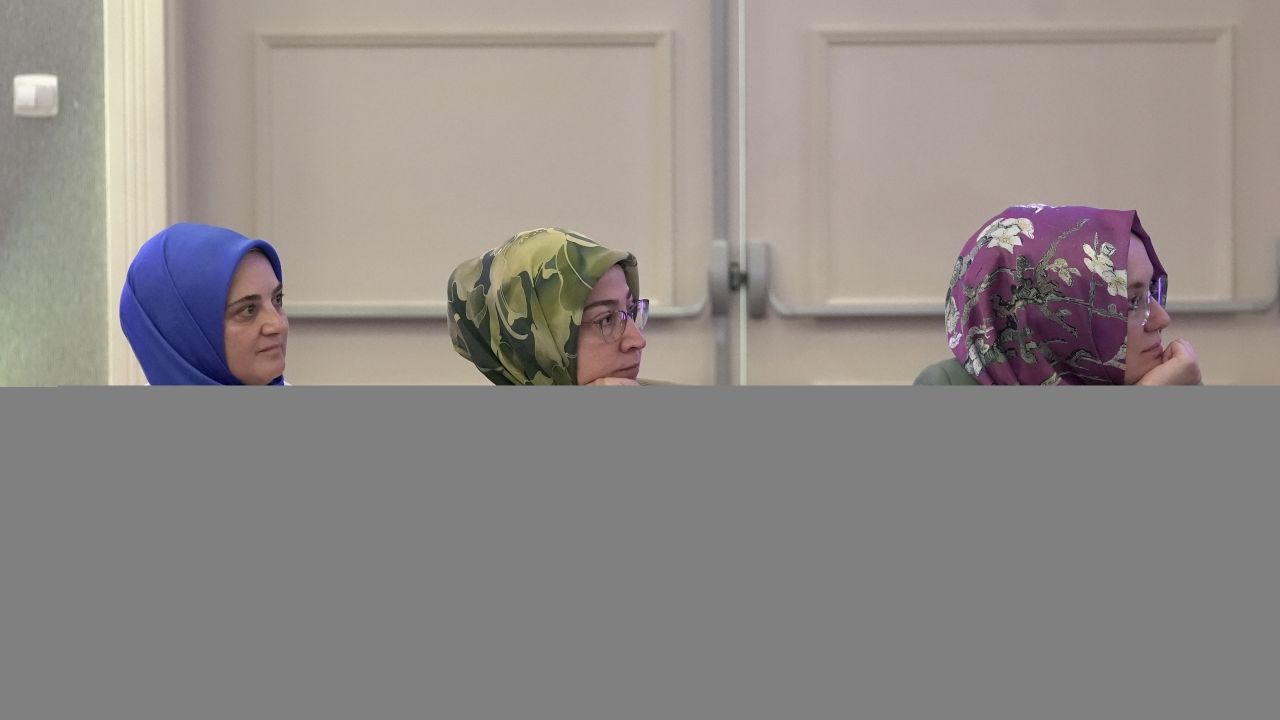 İstanbul'da düzenlenen "Ön Yargı ve Kadın" çalıştayı sona erdi