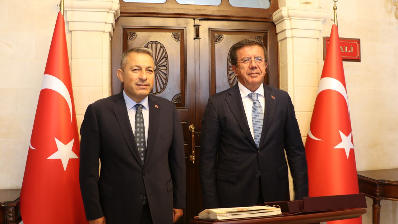 AK Parti Genel Başkan Yardımcısı Zeybekci, Kilis'te konuştu: