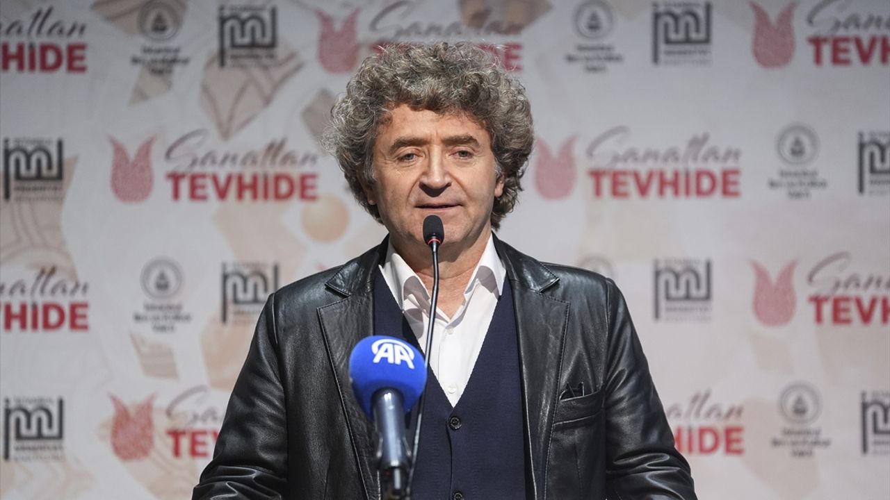 'Sanattan Tevhide Çalıştayı' Rami Kütüphanesi'nde başladı