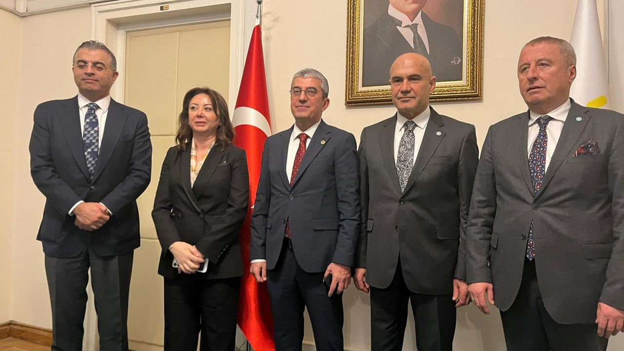 CHP, Meclis'te muhalefet partilerini ziyaret etti