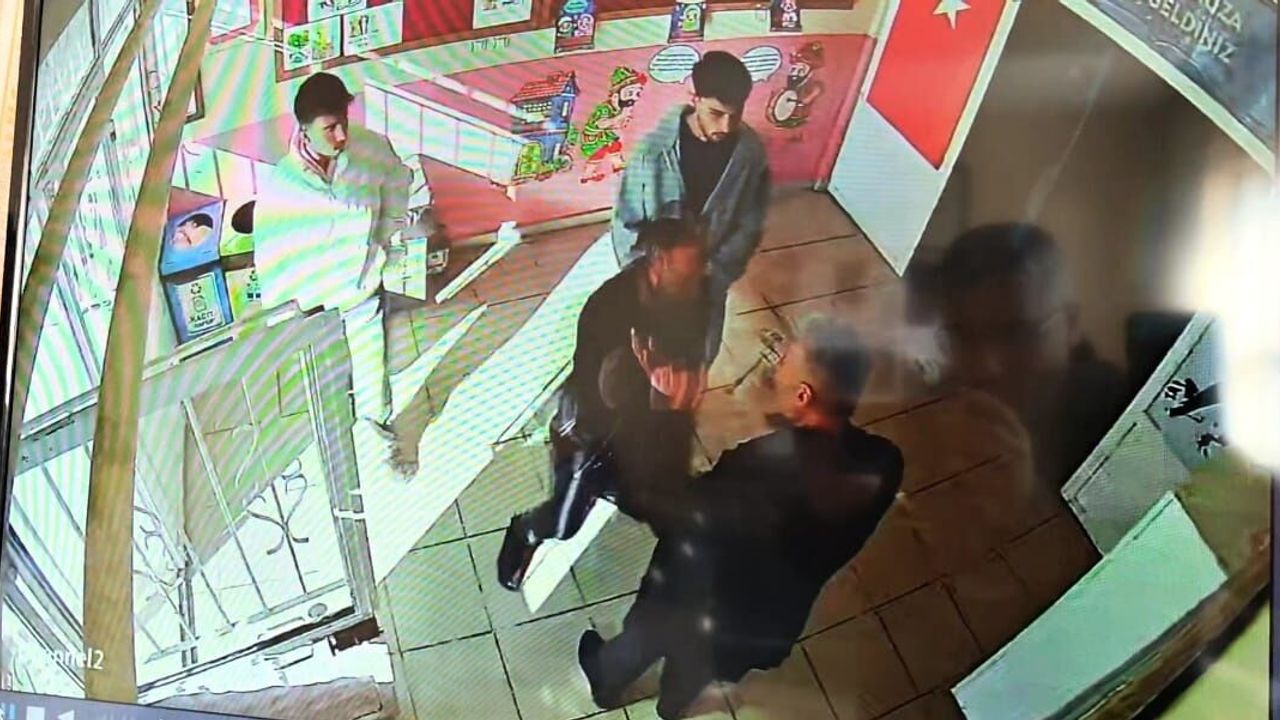 Bitlis'te okul müdürlerine saldırı kamerada