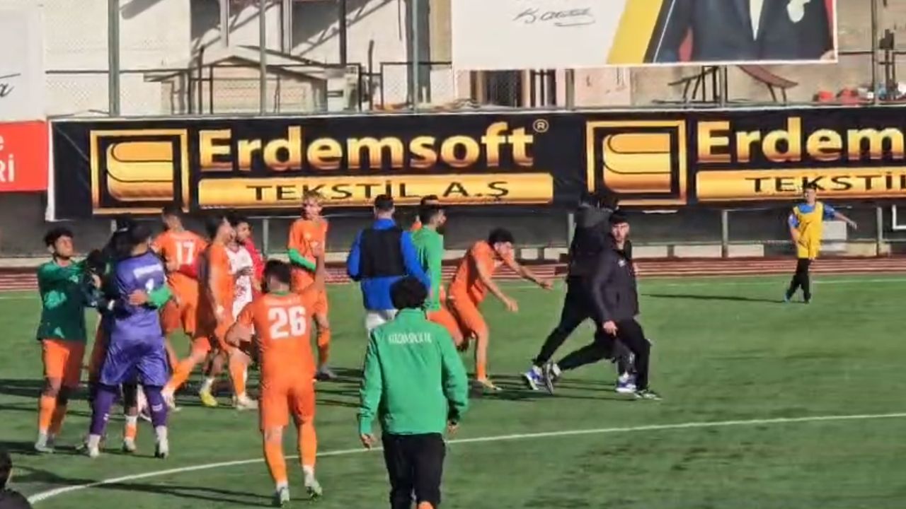 Kilis'te Bölgesel Amatör Lig maçında kavga