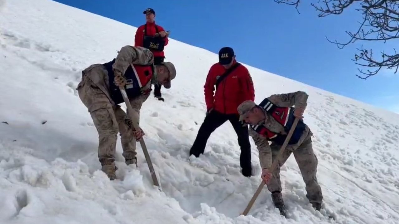 Tuncay Sonel'in Gülistan kaybolmadan önce kadına şiddetle mücadele toplantısındaki konuşması ortaya çıktı (2)