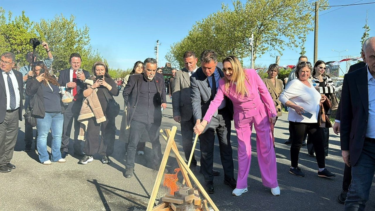Çorlu'da Kakava ve Hıdrellez renkli görüntülerle kutlandı