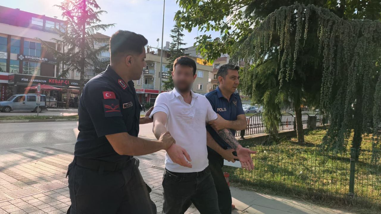 Polisten kaçan şüpheli, yakalanınca 'Sen dur dedin durdum ağabey' dedi
