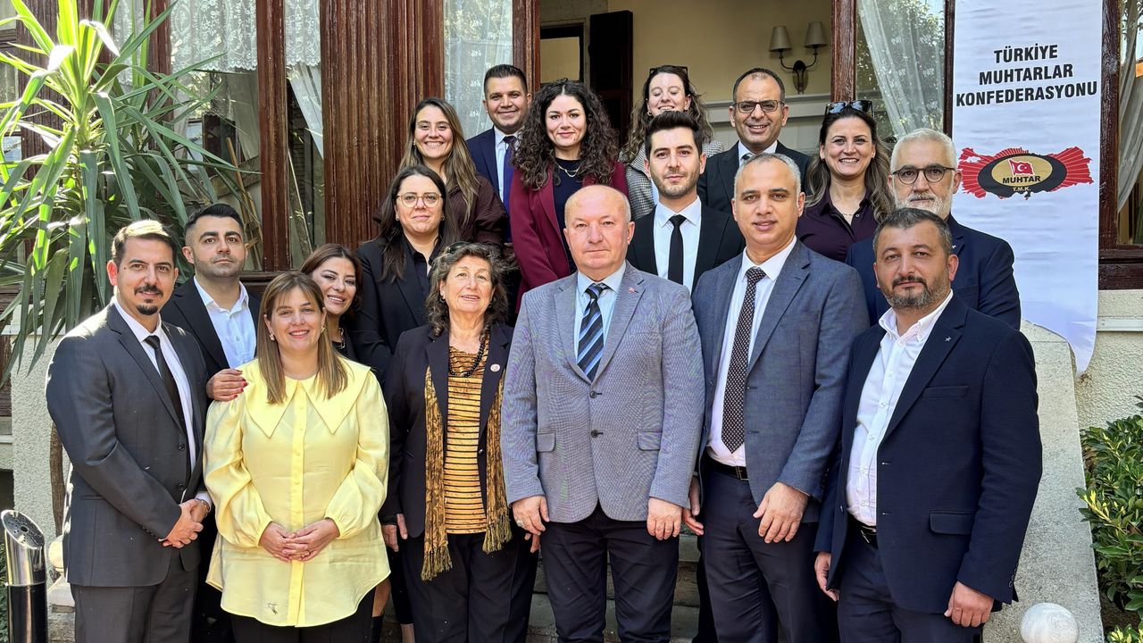 Adm ve Gdz Elektrik, muhtar temsilcileri ile İzmir'de buluştu - Avrupa Gazete İngiltere gazete Londra gazete Londra Türk ingiltere türk avrupa türk gazeteler londra reklam seri ilan turkish newspaper