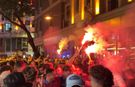 İstanbul'da Aston Villa taraftarları şampiyonluğu kutladı