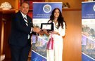 İtalya'da Eva Murati'ye ödülü Dündar Kesaplı verdi