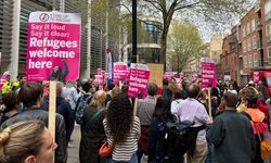 İngiltere sığınmacıları Ruanda'ya gönderecek, Oxfam tepkili