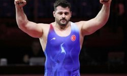 Rıza Kayaalp Avrupa şampiyonu olarak rekor kırdı