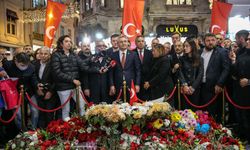 CHP İstanbul örgütü, terör saldırısında yaşamını yitirenleri İstiklal Caddesi'nde andı