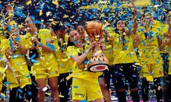 Fenerbahçe Alagöz Holding şampiyon oldu