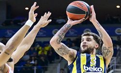 Fenerbahçe Beko, başantrenör Itoudis'le yollarını ayırdı