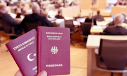 Almanya'da çifte vatandaşlık yasası onaylandı