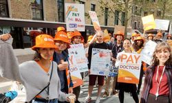 İngiltere Tabipler Birliği hekimleri grev başlattı