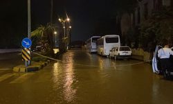 İskenderun'da olumsuz hava koşulları nedeniyle eğitime 1 gün ara verildi