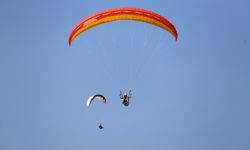 Yabancı yamaç paraşütü pilotu eğitmenlerinden "Babadağ övgüsü"