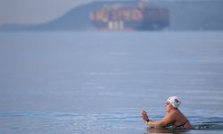 Kadın yüzücü İngiltere Fransa arasında Manş Denizi'nde kulaç atacak