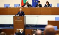 Bulgaristan Başbakan Denkov’un istifasını parlamento onayladı