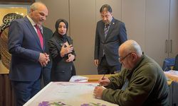Saadet Partisi İBB Başkan adayı Aydın, Darülaceze'yi ziyaret etti