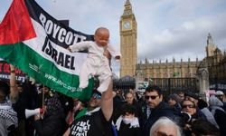 Londra’da Gazze'ye yönelik saldırılara protesto