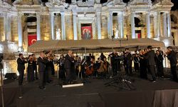 Hollanda Kraliyet Concertgebouw Orkestrası Hierapolis'te