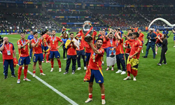 İspanya, tarihinde 4. kez Avrupa şampiyonluğuna ulaştı