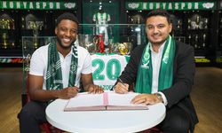 Konyaspor, Riechedly Bazoer ile anlaştı